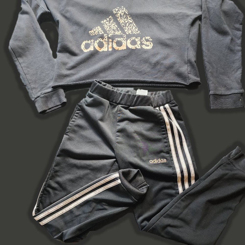 Adidas  Jogger Pants Girls S(7/8) and  Sweatshirt Cut Off XS